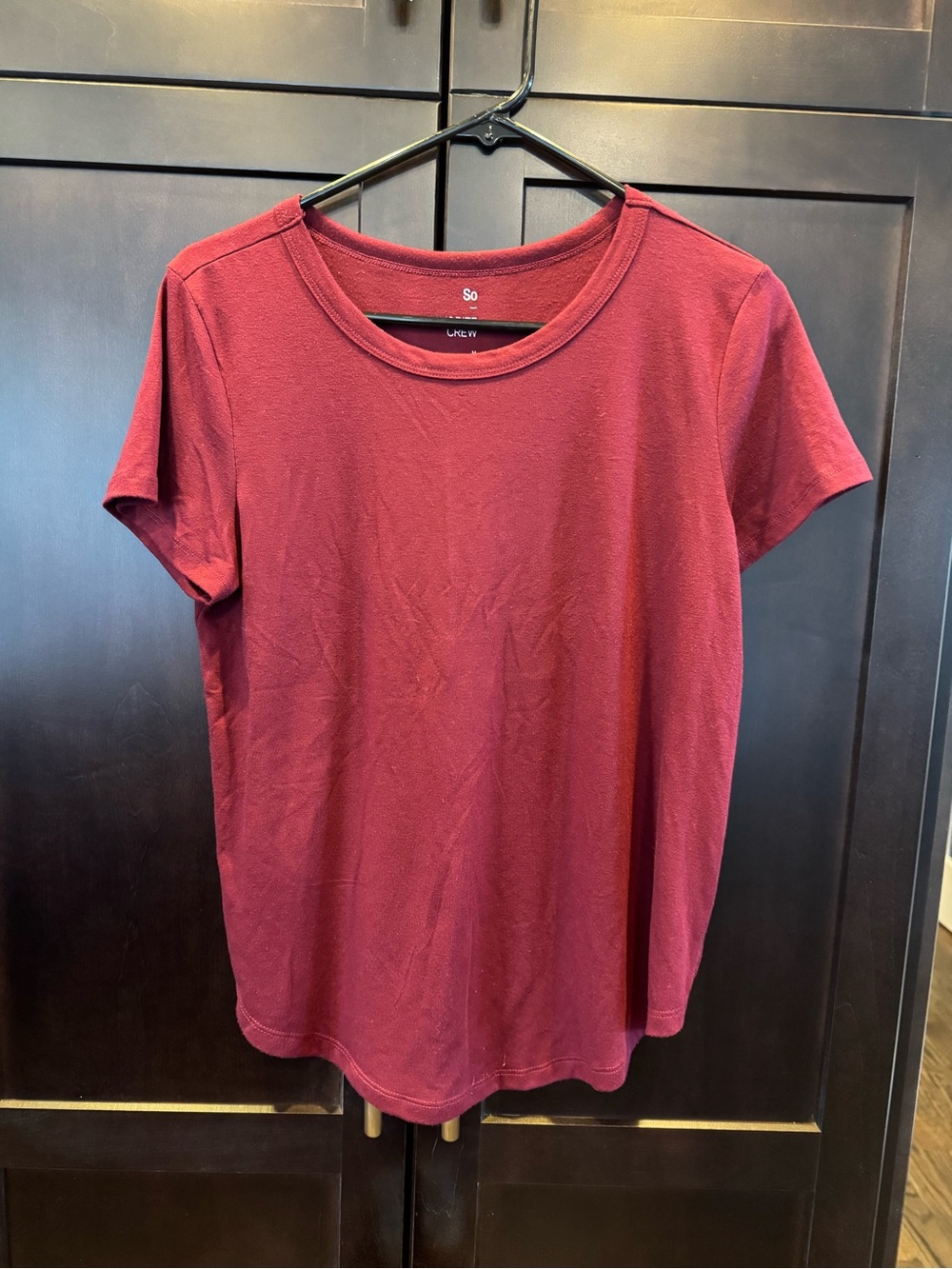 SO Women’s Short Sleeve Crewneck Tee - Burgundy